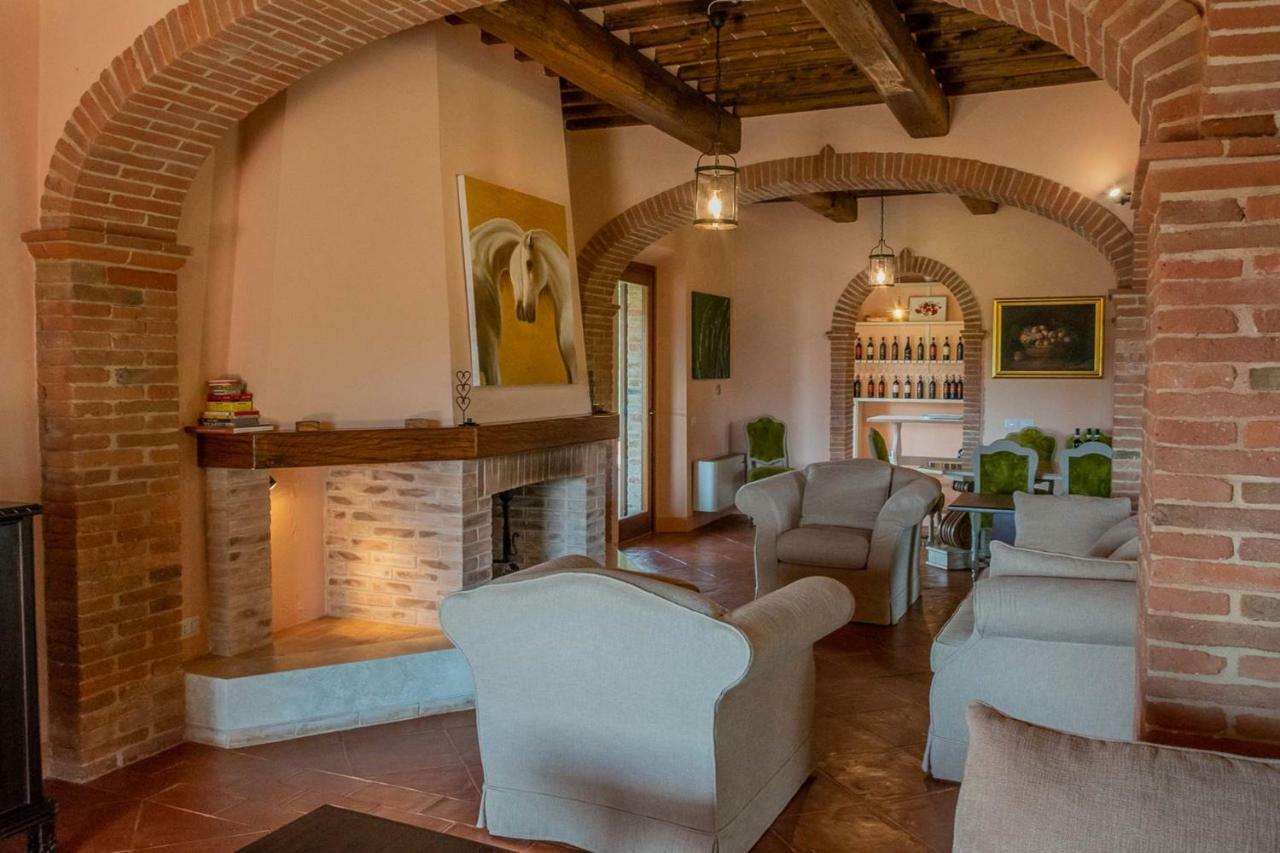 Villa Talosa Montepulciano Stazione Buitenkant foto